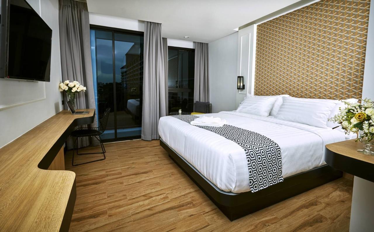 Chezzotel Pattaya Ngoại thất bức ảnh